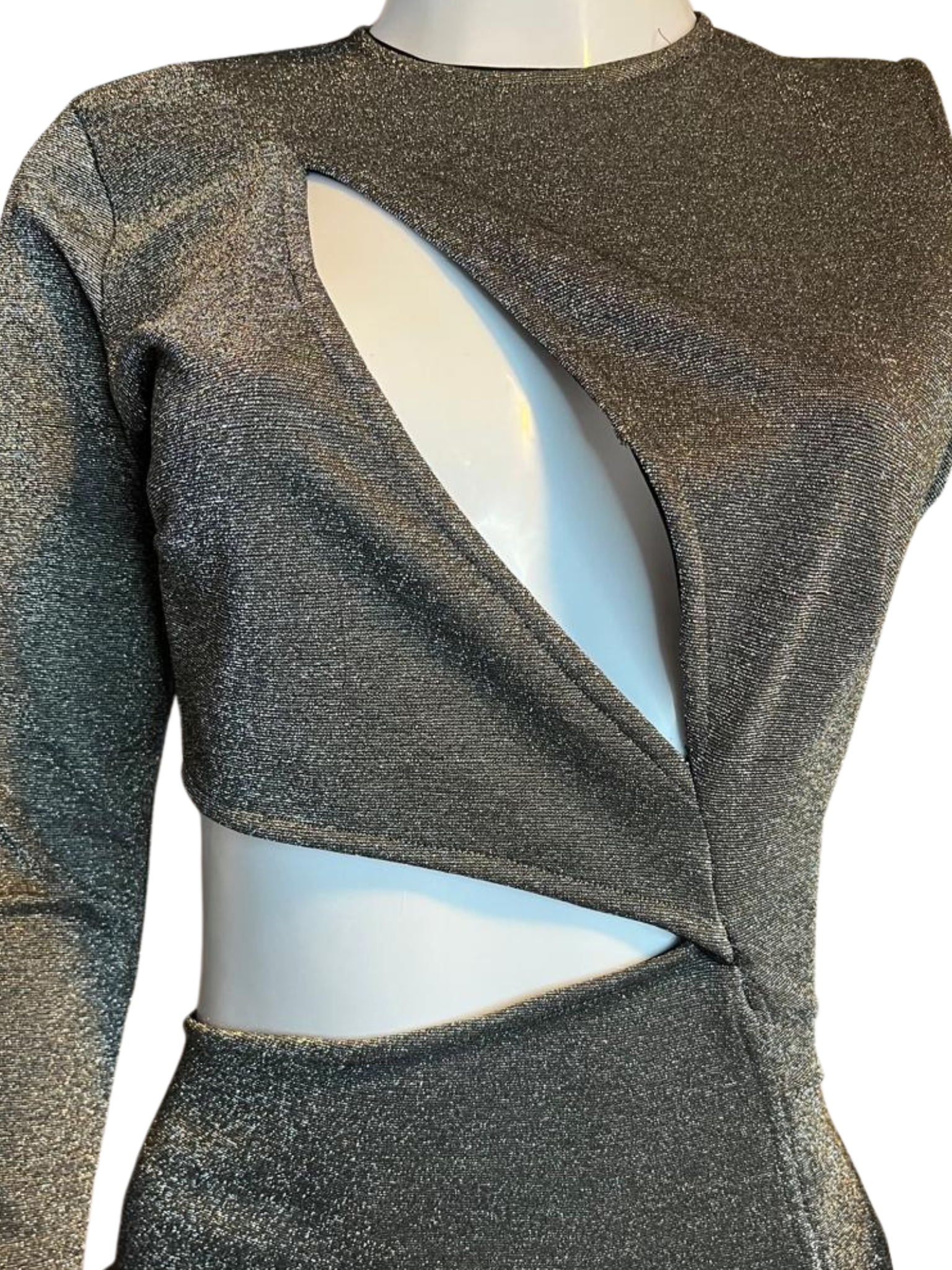 Vestido Manga Única Decote Brilho Prata tamanho M