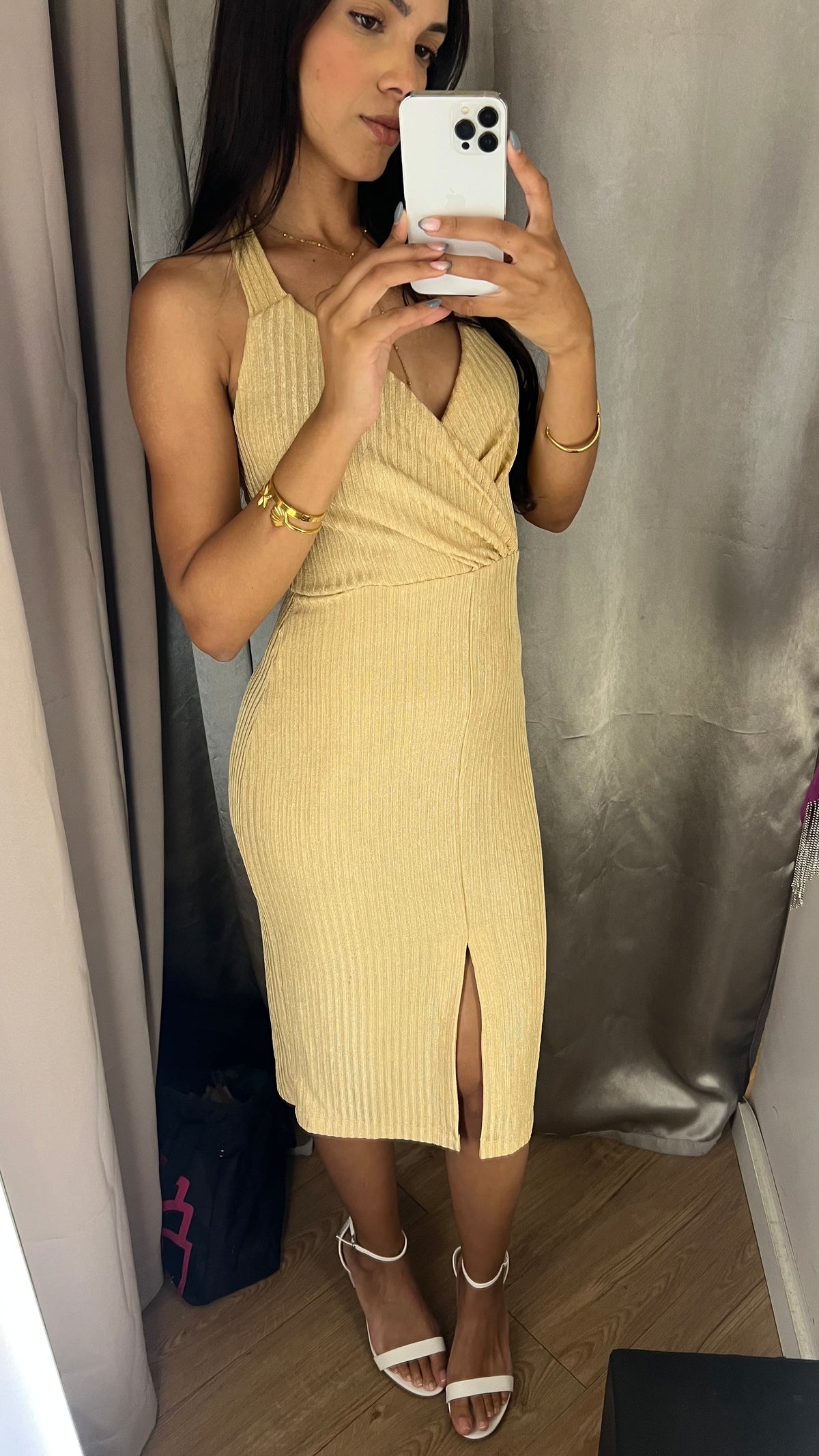 Vestido Botswana Midi Transpassado Canelado Dourado tamanho M