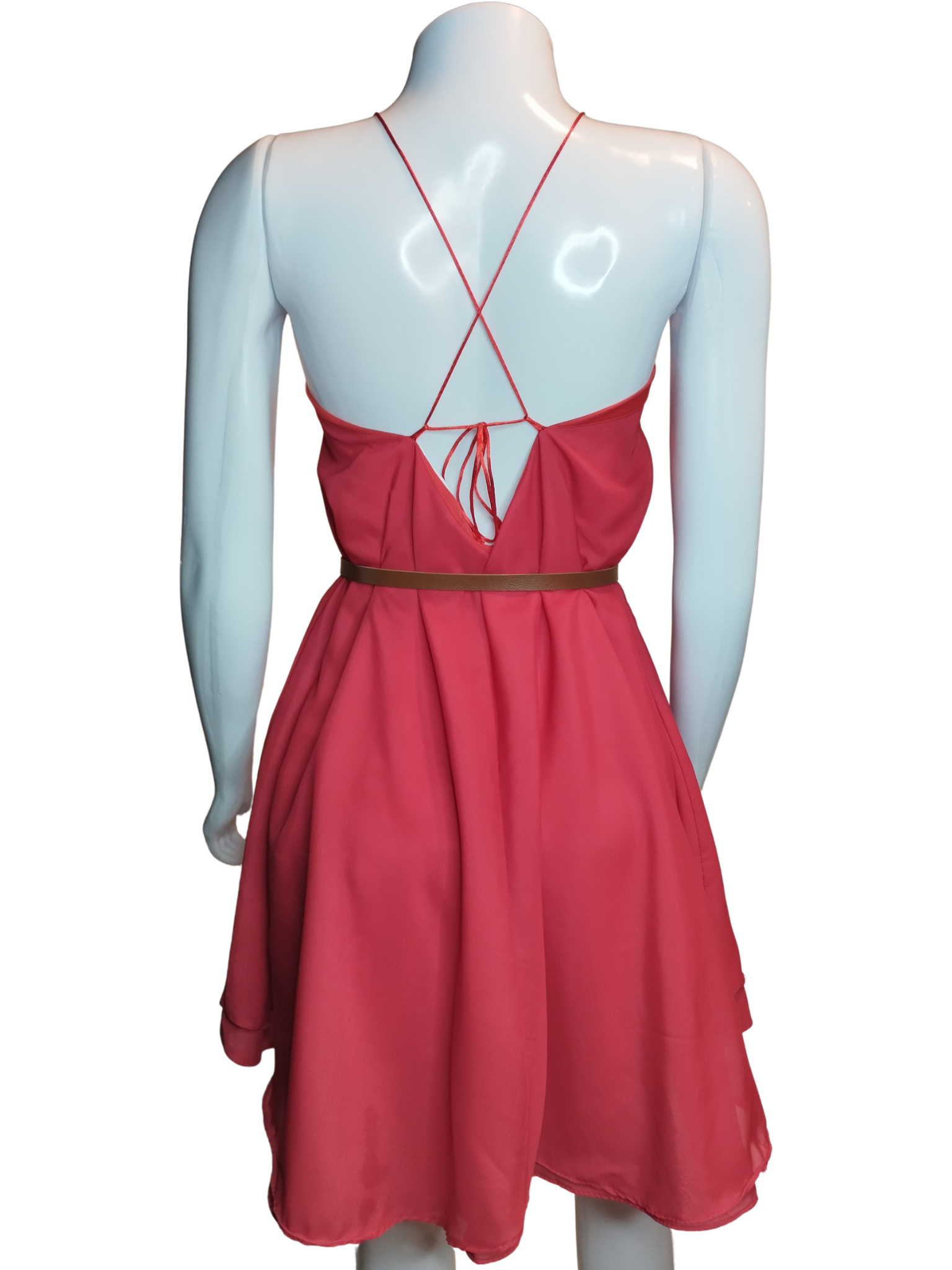 Vestido Dange Curto Cordão Vermelho tamanho M