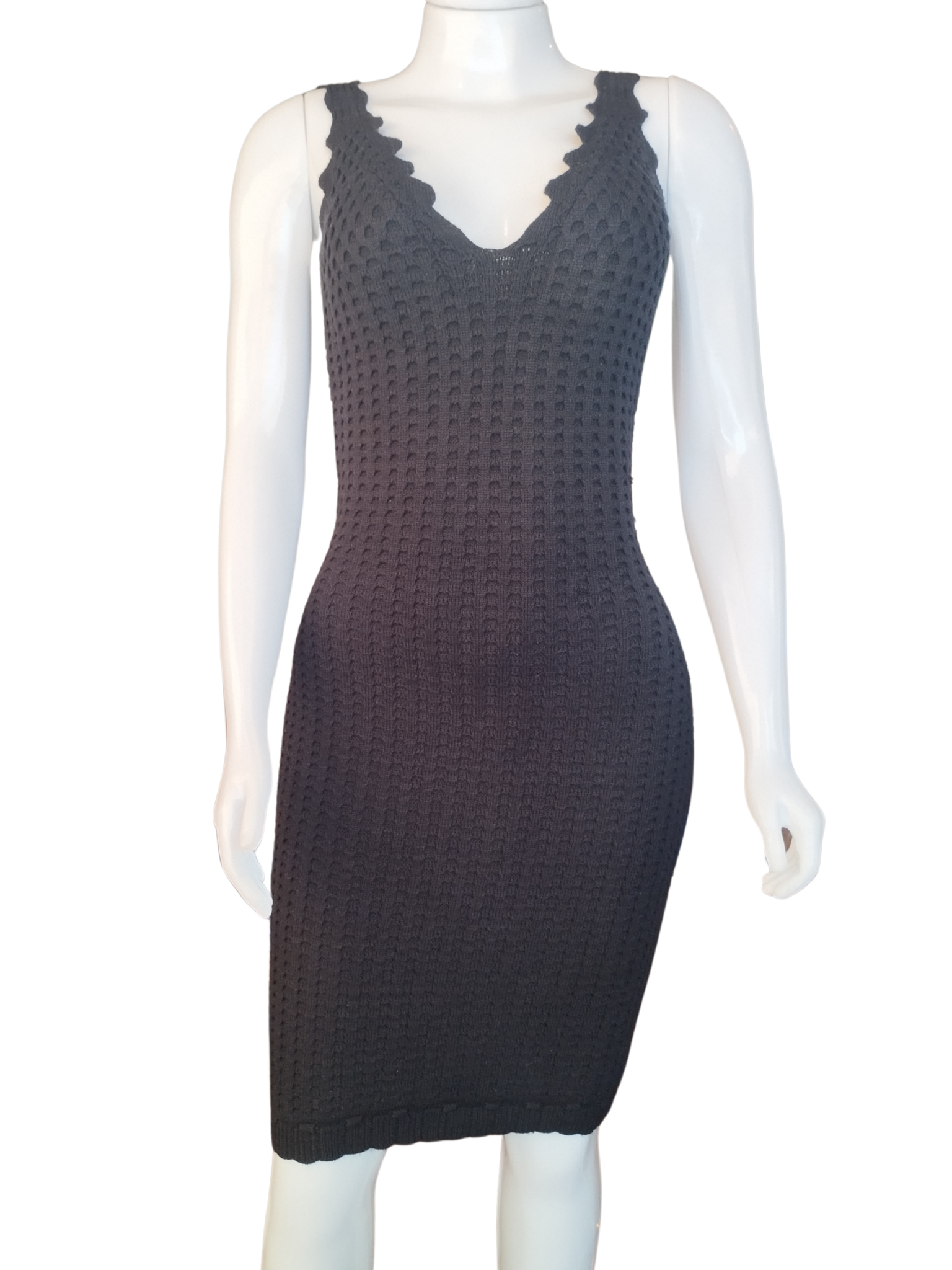 Vestido Tubinho Decote V Preto Tamanho M