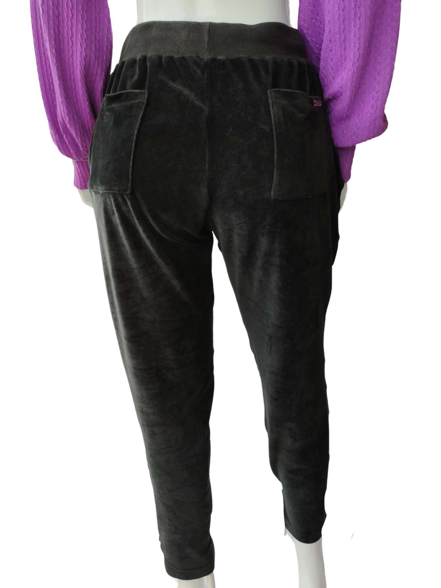 Calça La Bella Mafia Sued Preta tamanho M