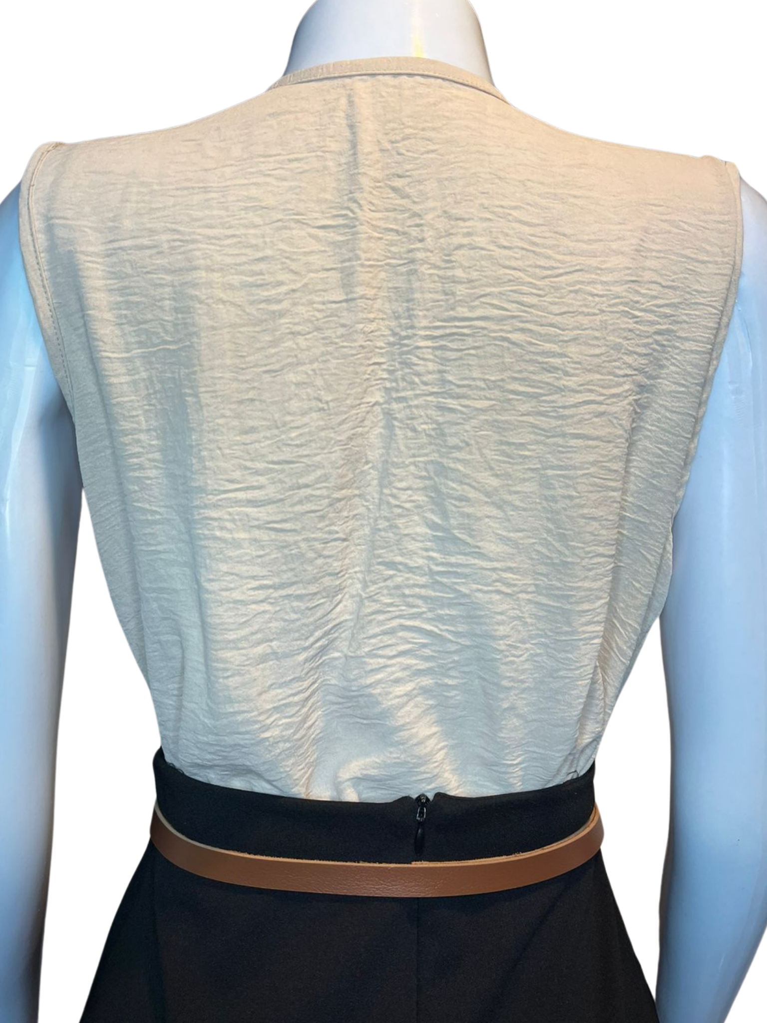 Blusa Cropped Transpassada Elástico Cintura Bege tamanho M