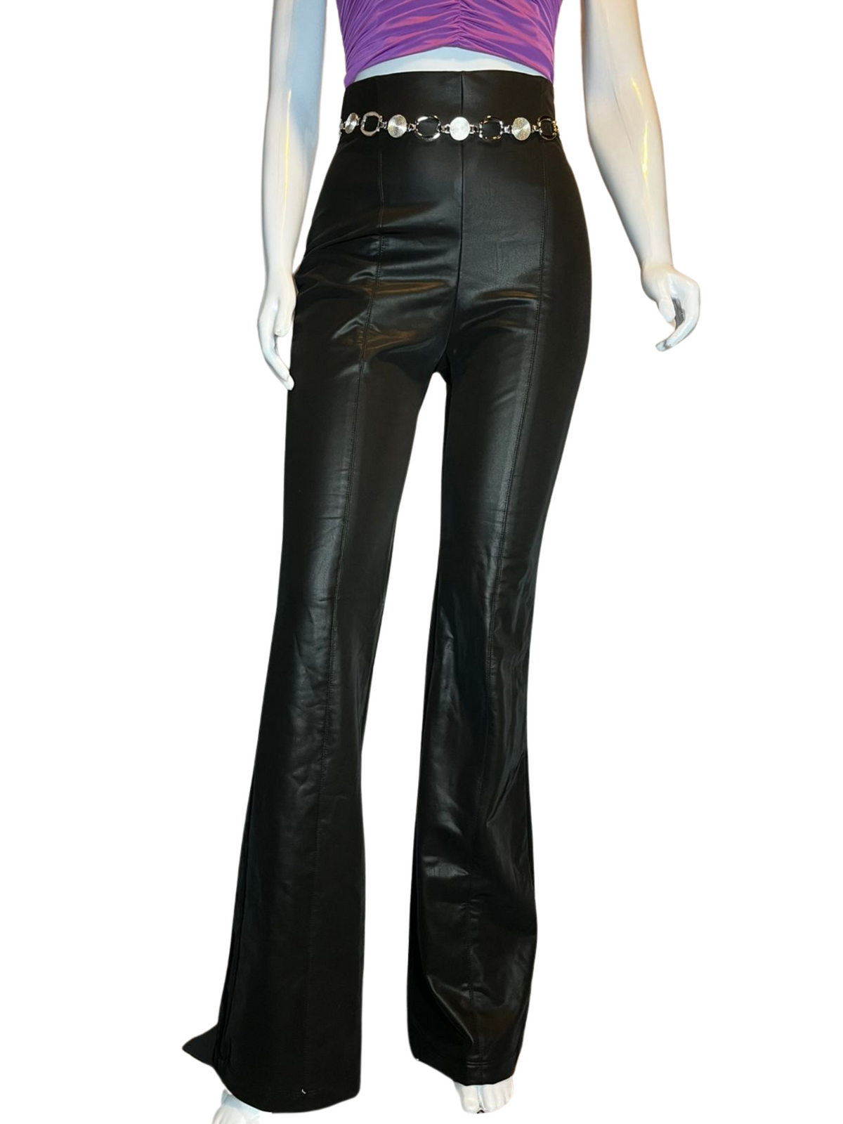 Calça Agatha Couro Fake Preto tamanho M