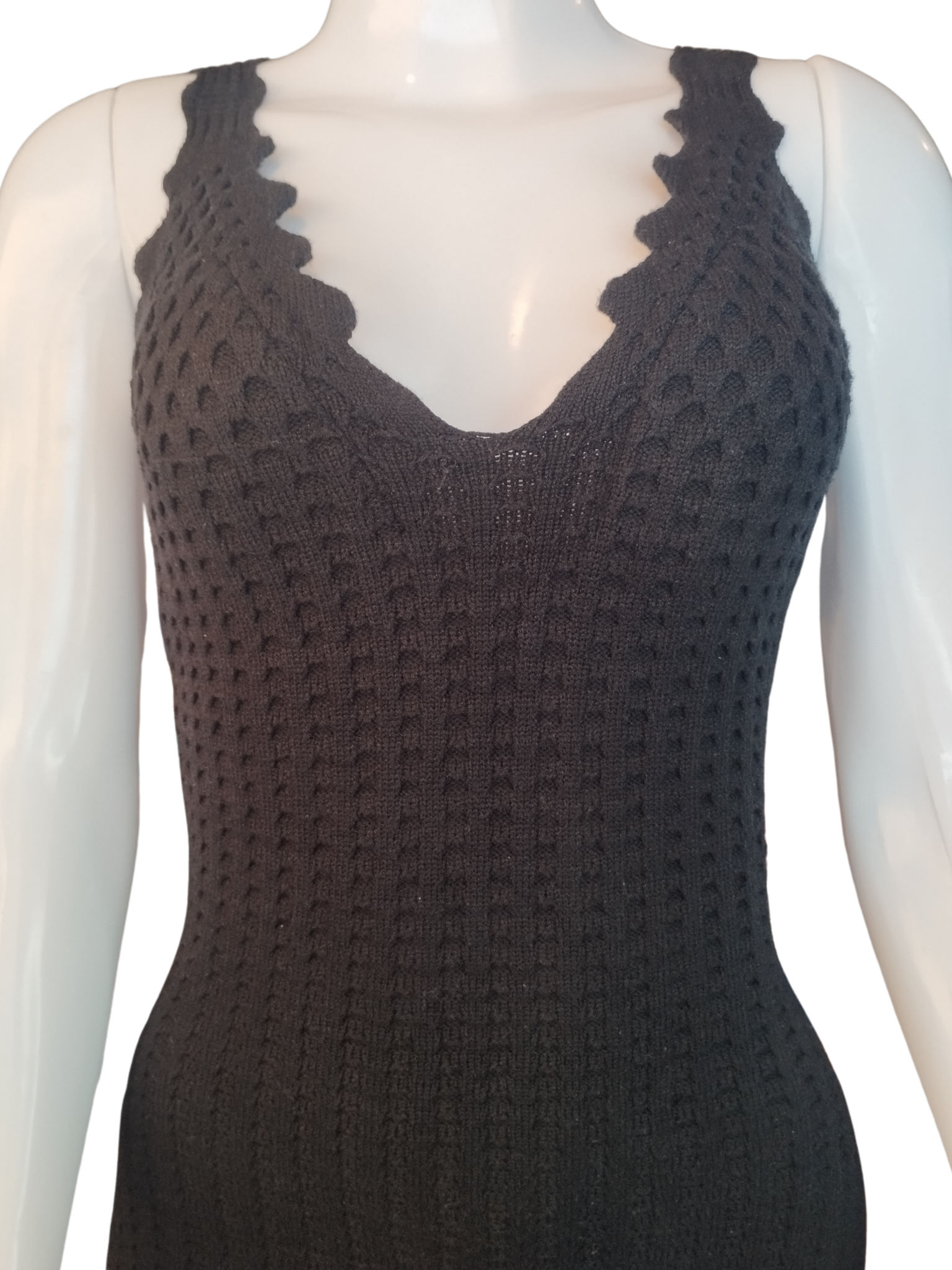 Vestido Tubinho Decote V Preto Tamanho M