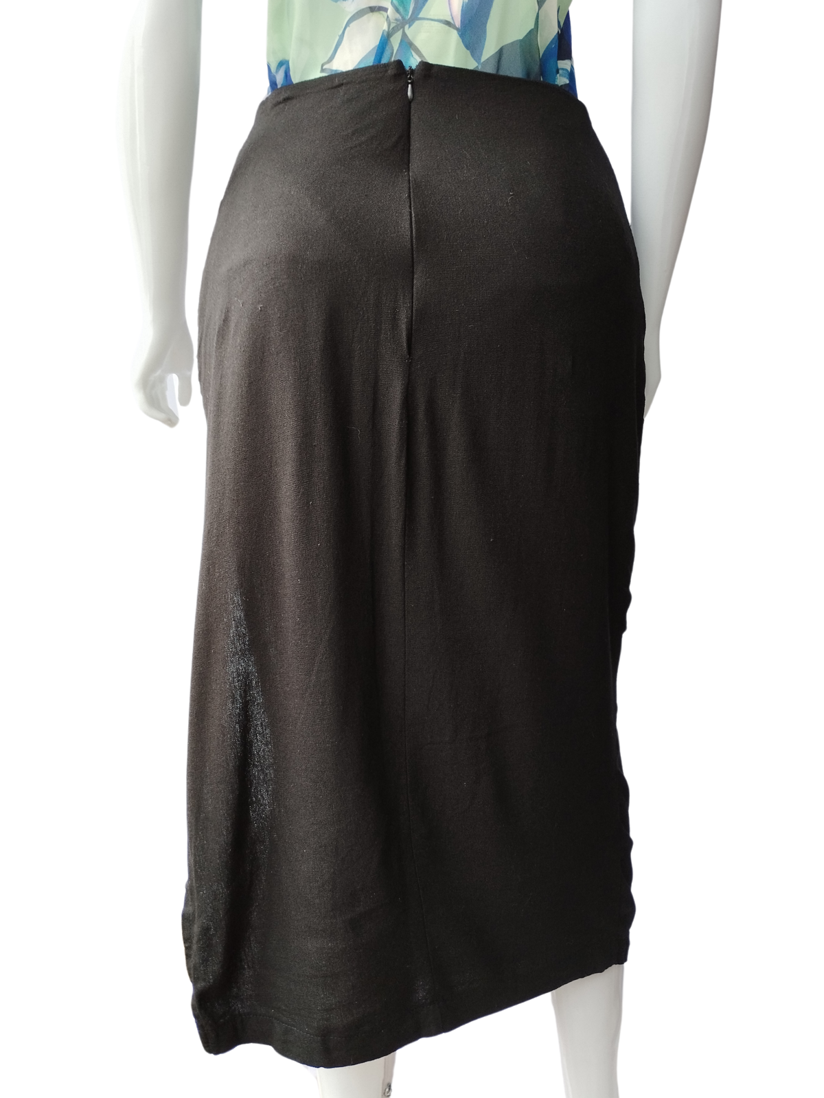 Saia Midi Fenda Lateral Preto tamanho 40