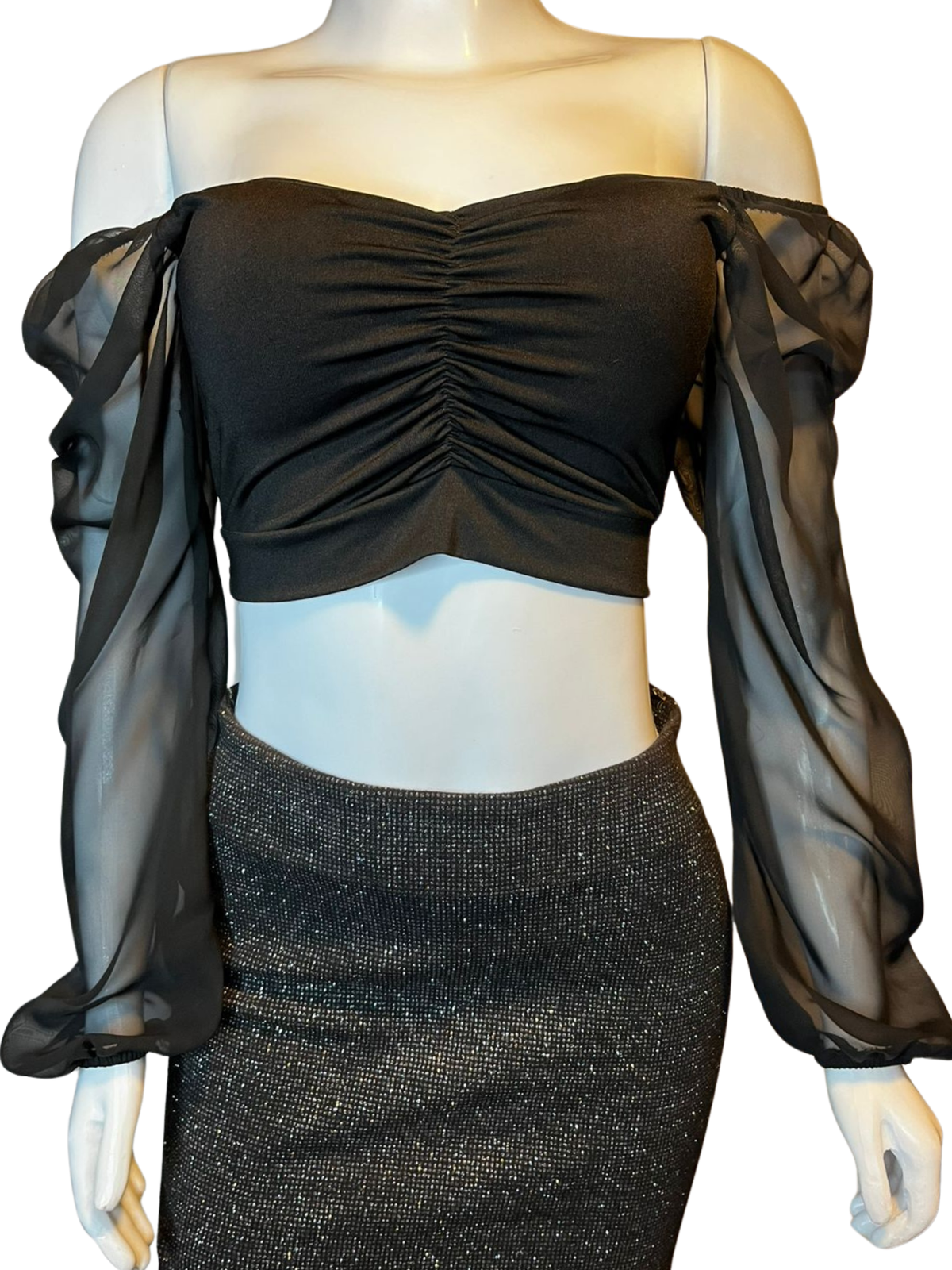 Blusa Cropped Manga Longa Drapeado Busto Preto tamanho M