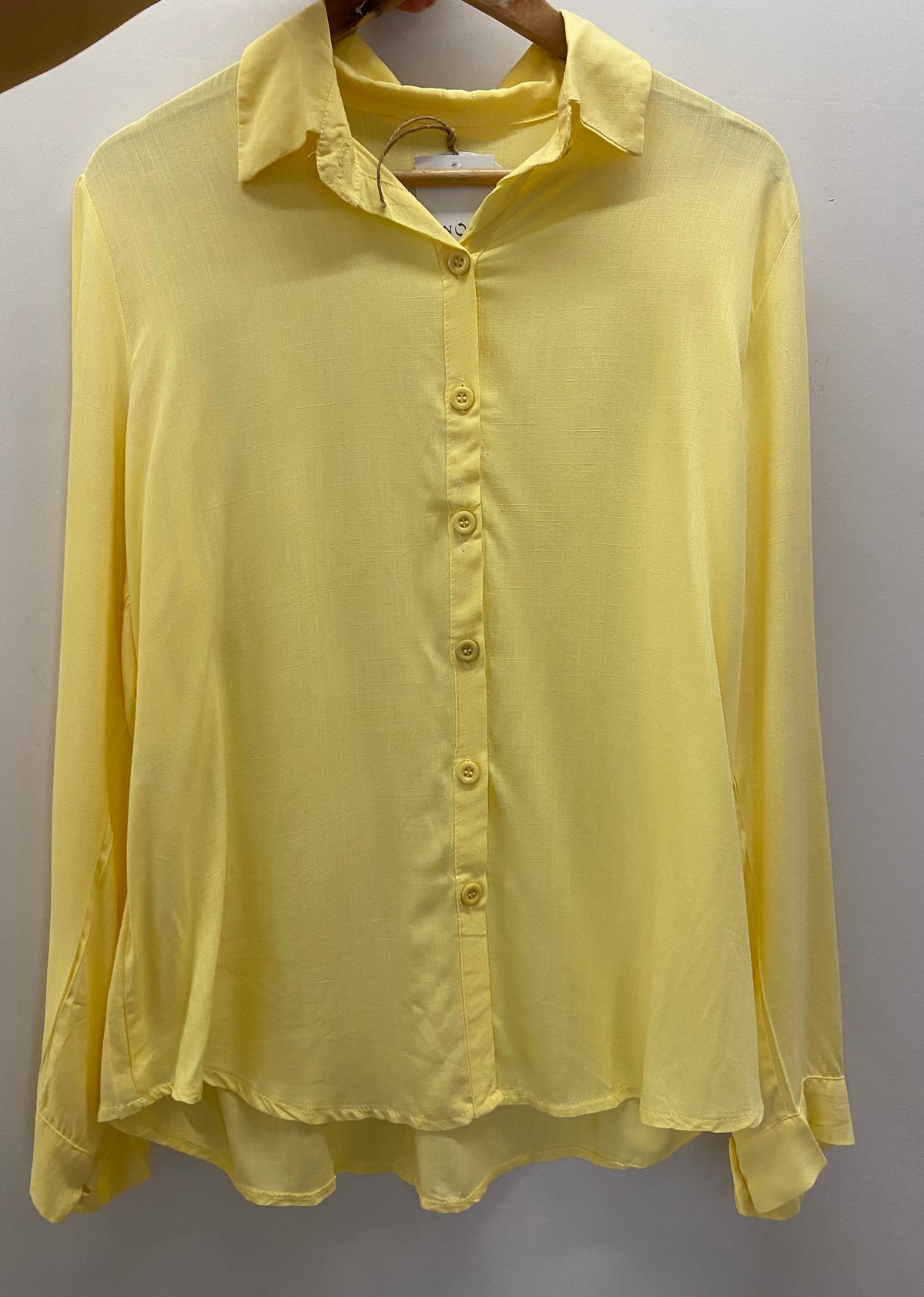 Camisa Leblon Amarelo Manteiga Tamanho G