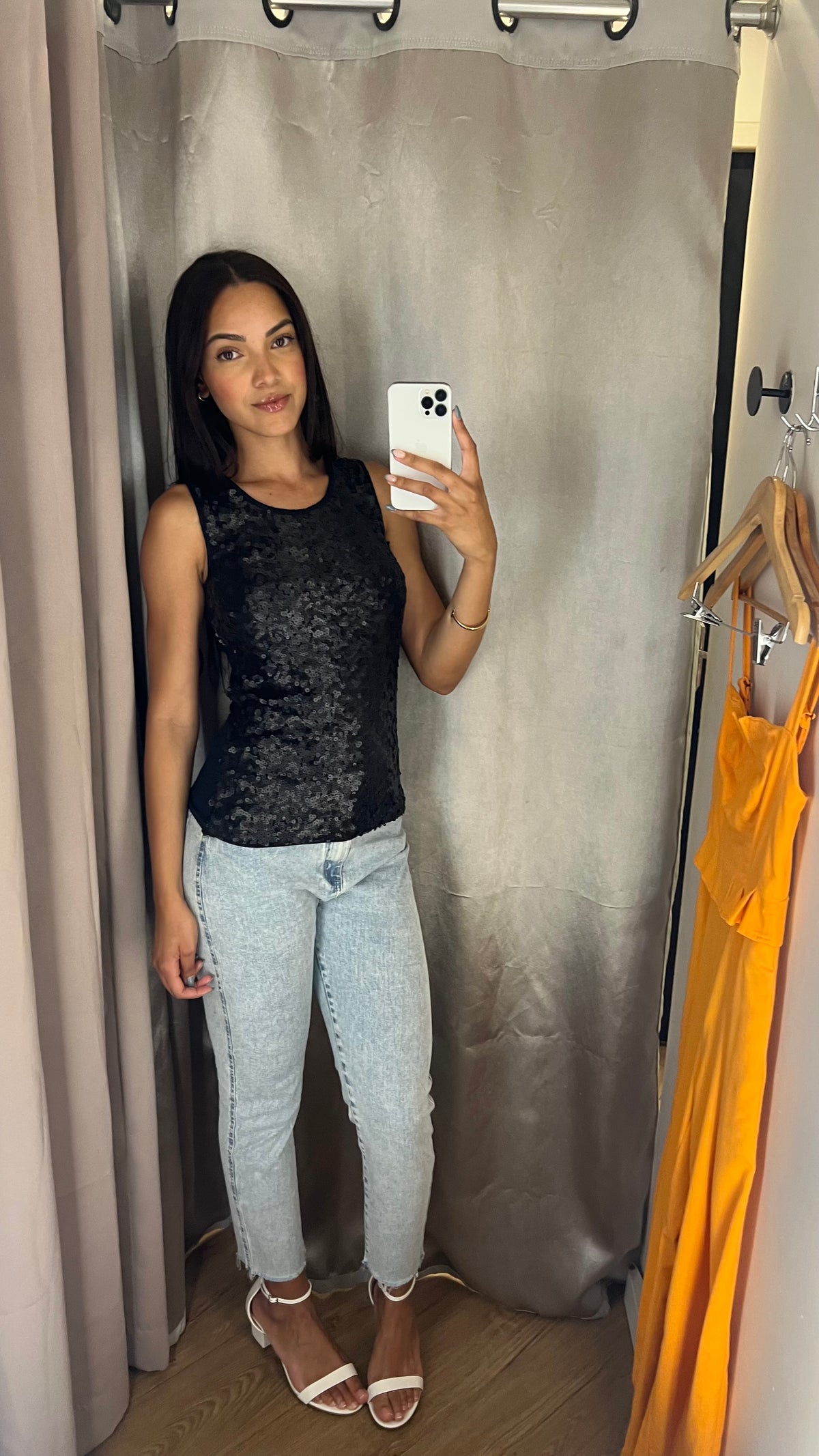 Blusa Lantejoulas Preto Tamanho M