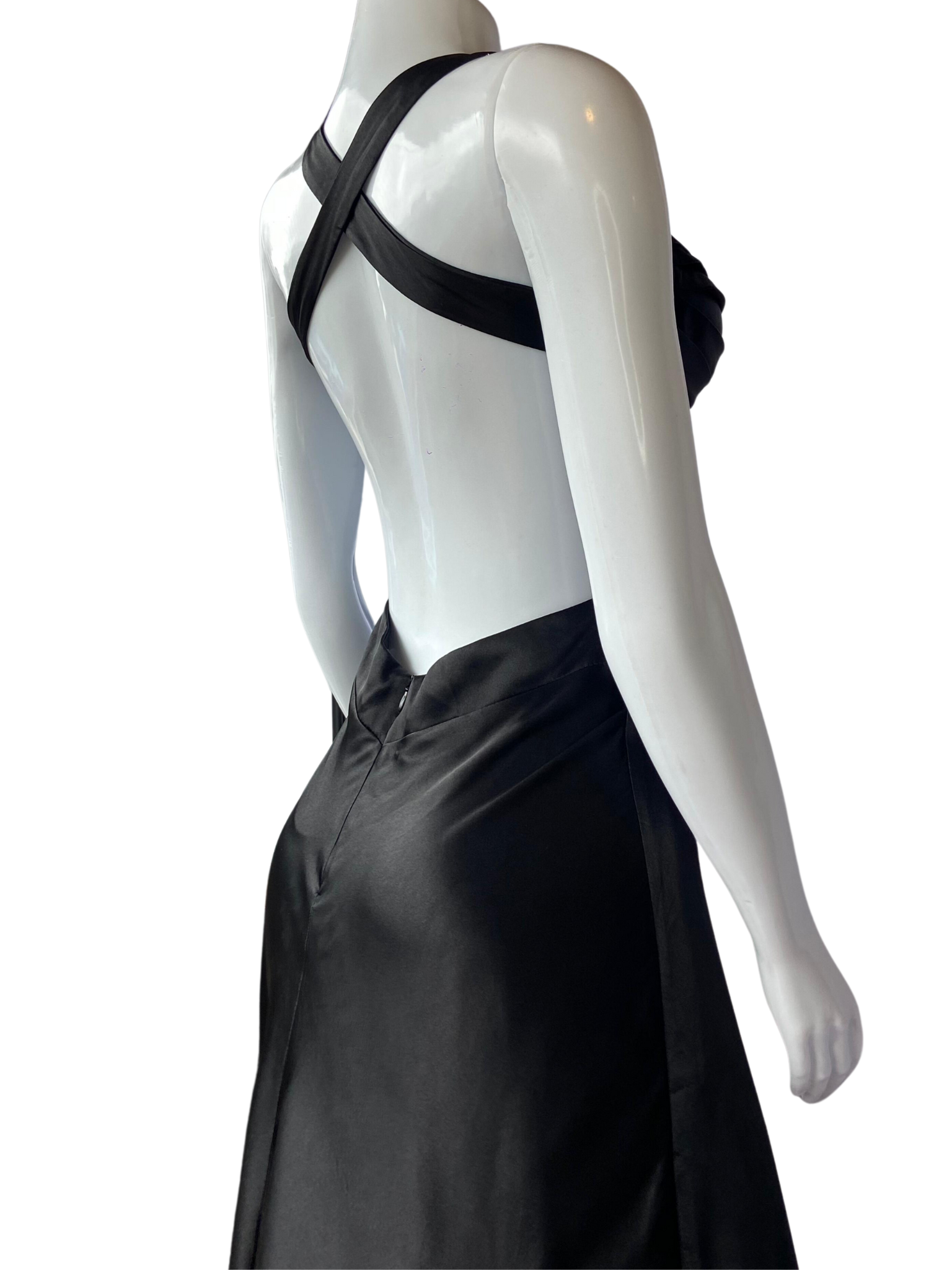 Vestido Festa Frente Única Preto tamanho M