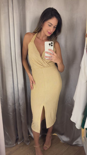 Vestido Botswana Midi Transpassado Canelado Dourado tamanho M