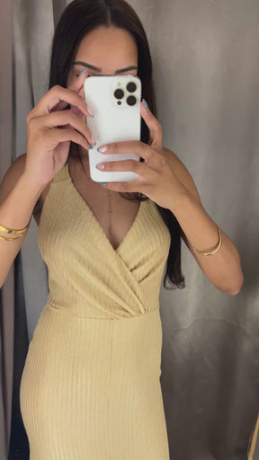 Vestido Botswana Midi Transpassado Canelado Dourado tamanho M