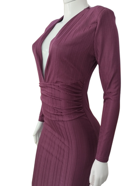 Vestido Midi Canelado Decote V Roxo tamanho M